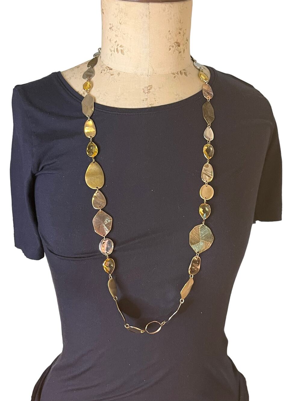 Gucci Gold Tone Long Chain Necklace With Stones